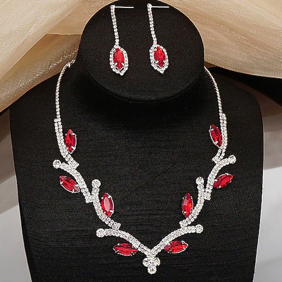 Womens Hoop Earrings and Necklace Image 4