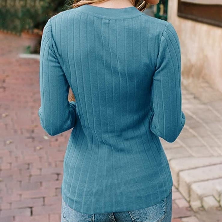 Womens Long Sleeve V Neck Ribbed Button Knit Sweater Image 8