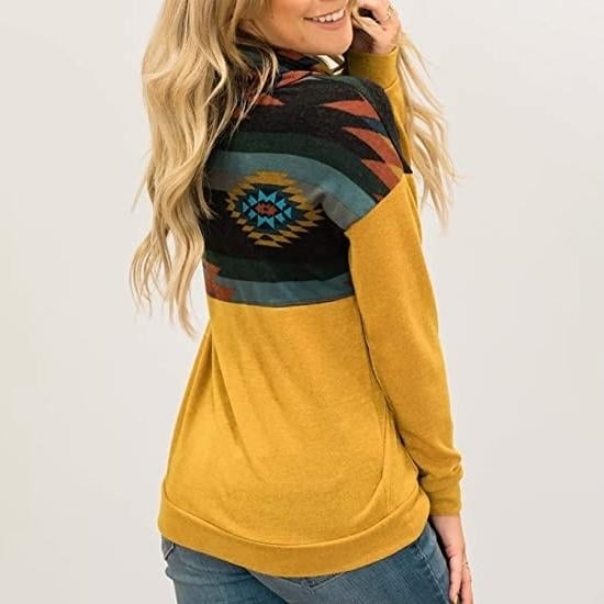 Womens Quarter Zip Color Block Pullover Sweatshirt Image 2