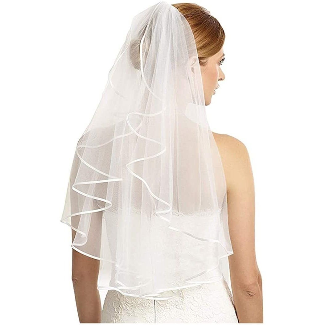 Womens Simple Bridal Veil with Comb Image 4