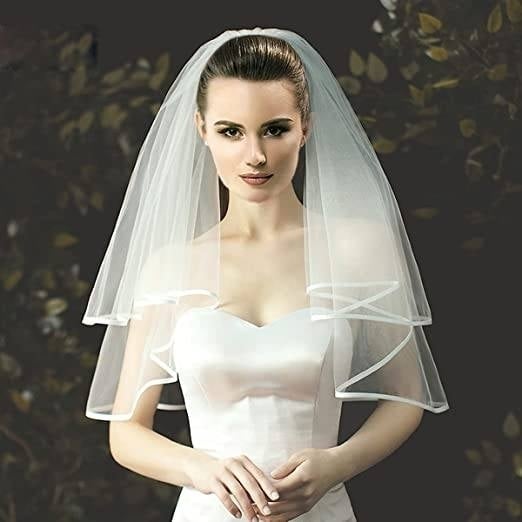 Womens Simple Bridal Veil with Comb Image 6