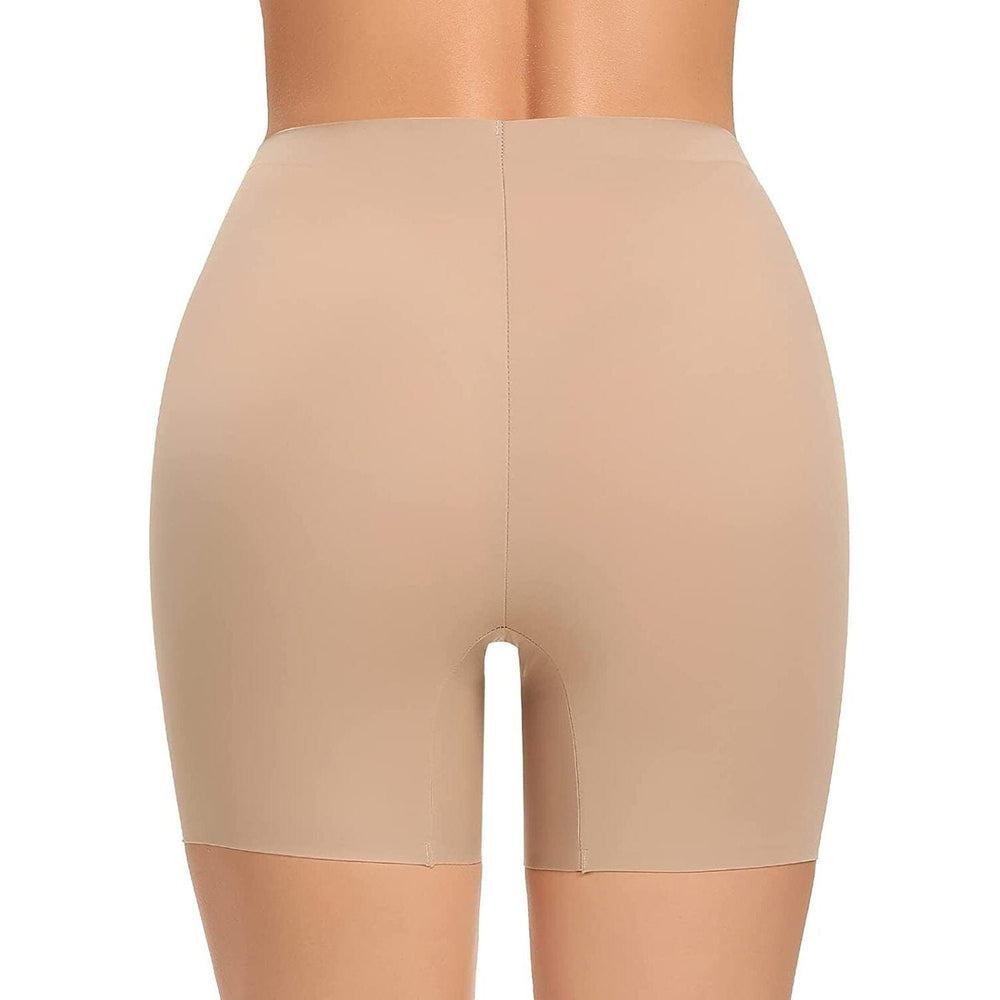 Womens Seamless Shaping Shorts Image 2