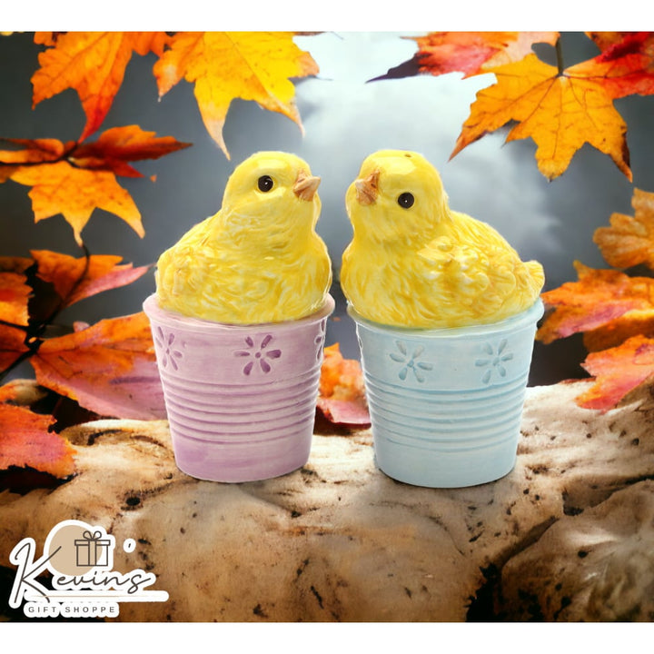 Ceramic Baby Chicken Salt and Pepper Shakers Home D cor  Kitchen D cor Farmhouse D cor, Image 1