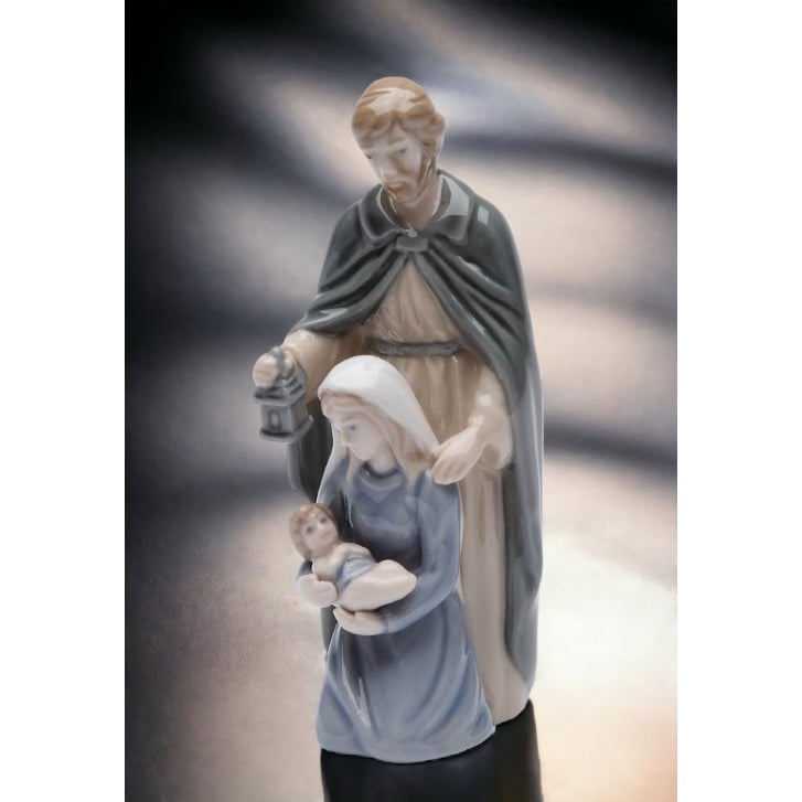 Holy Family Figurine 3 1/2" High 1 1/2" x 1 1/2" Size Image 2