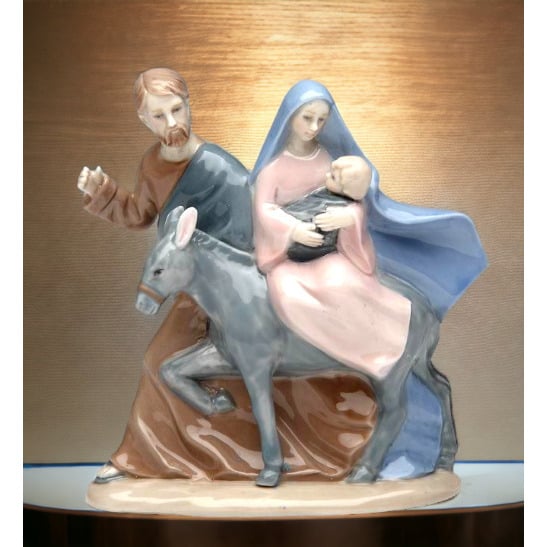 The Holy Familys Journey Figurine 3.875 x 2.125 x 4.125 Inch Image 2