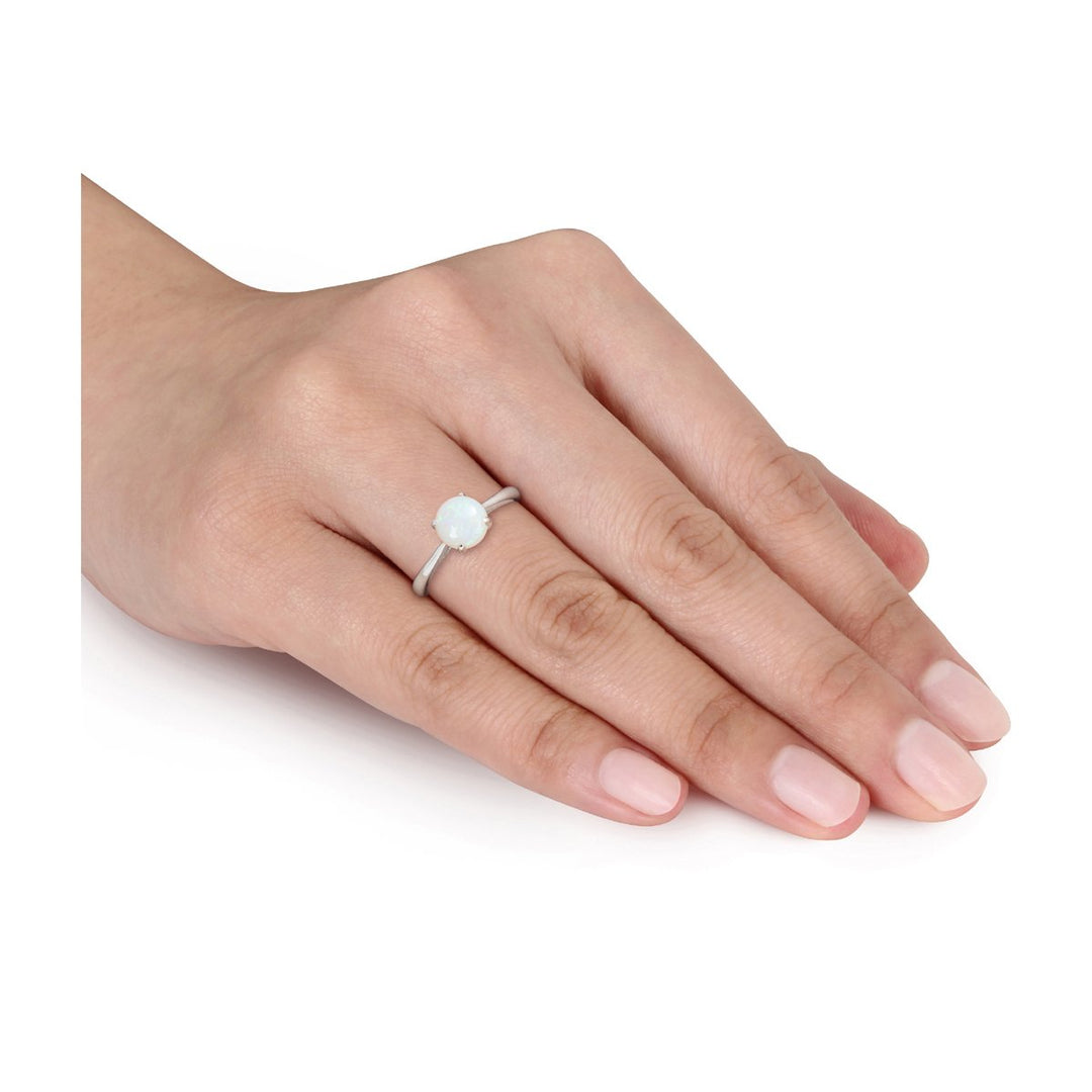 4/5 Carat (ctw) Solitaire Opal Ring in Sterling Silver Image 2