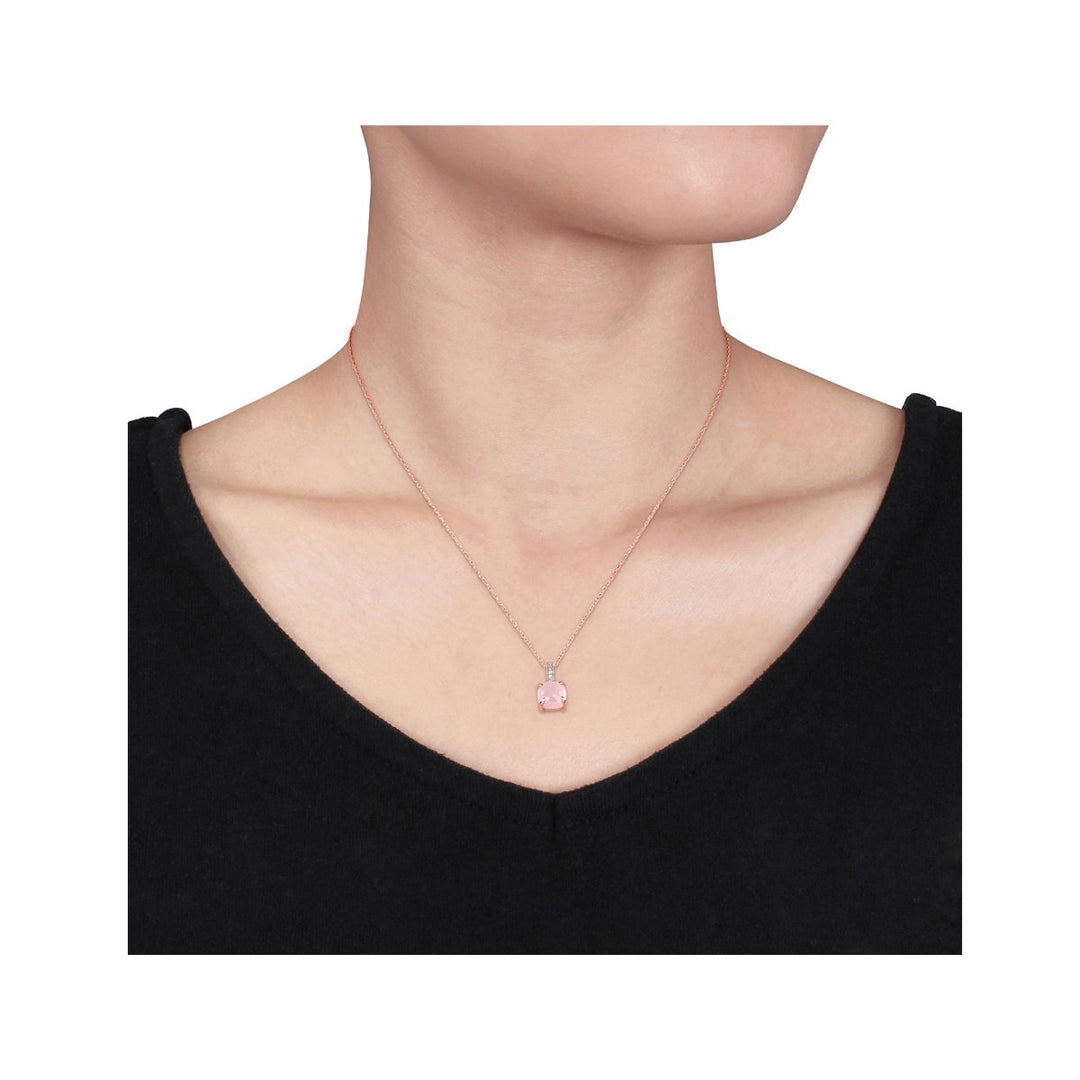 2.00 Carat (ctw) Pink Opal Solitaire Pendant Necklace in 10K Rose Gold with Chain Image 3