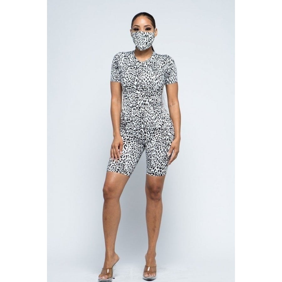 Brushed Short Sleeve Top And Biker Pants And Face Mask Set Image 2