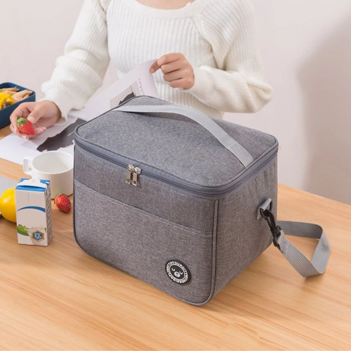 Large-Capacity Insulated Lunch Bag with Shoulder Strap Waterproof Thickened Image 7