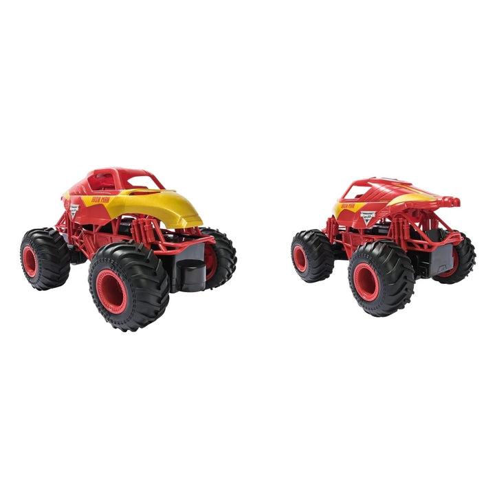 Monster Jam Superhero 1:24 Scale RC 2 Pack Image 3