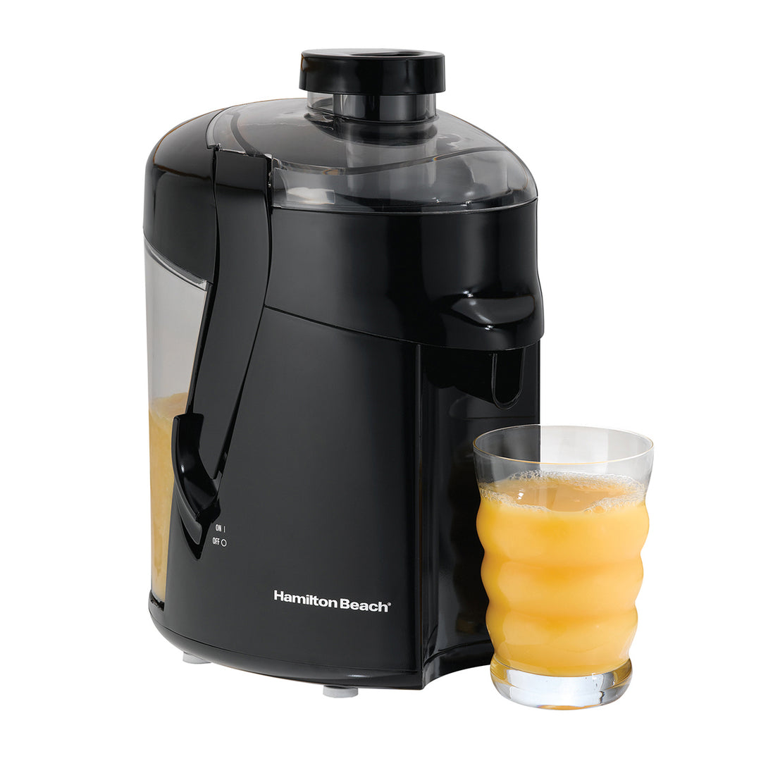 Hamilton Beach HealthSmart Juice Extractor and Electric Juicer Black 67801 Hamilton Beach HealthSmart Juicer Machine Image 2