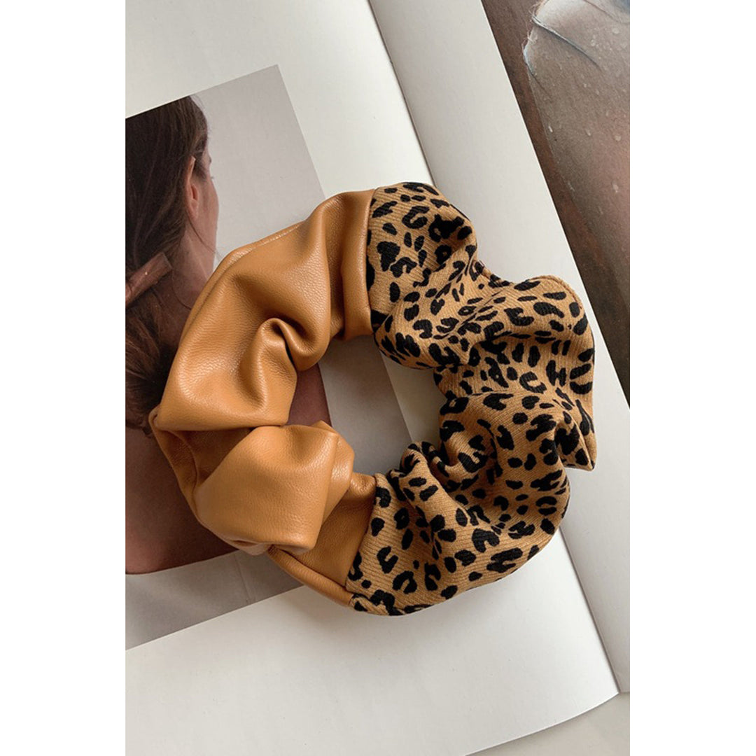 Brown Leopard Patchwork Hair Tie Image 1