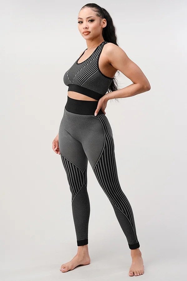 2 Piece Outfits for Womens - Seamless Ribbed Yoga Outfits Sports Image 1