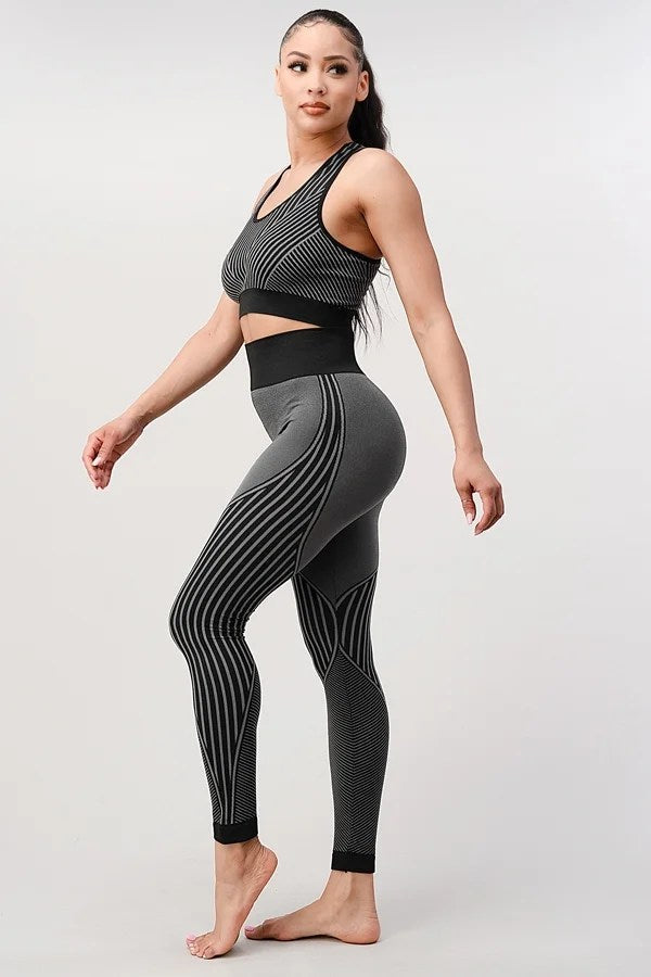 2 Piece Outfits for Womens - Seamless Ribbed Yoga Outfits Sports Image 3