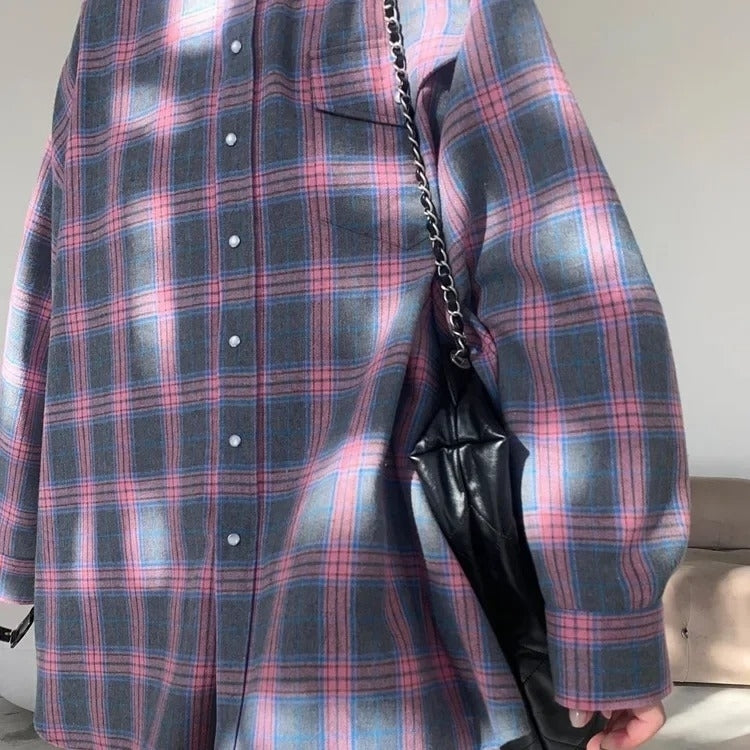 Womens Vintage Plaid Oversized Shirt Long Sleeve Loose Blouse with Pockets Image 2