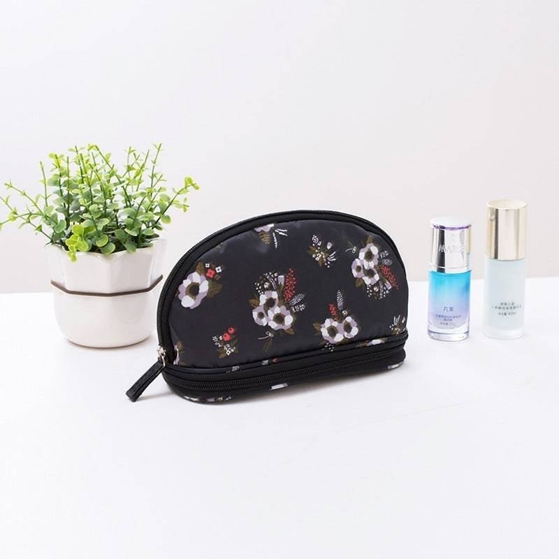 Portable Makeup Bag Image 1