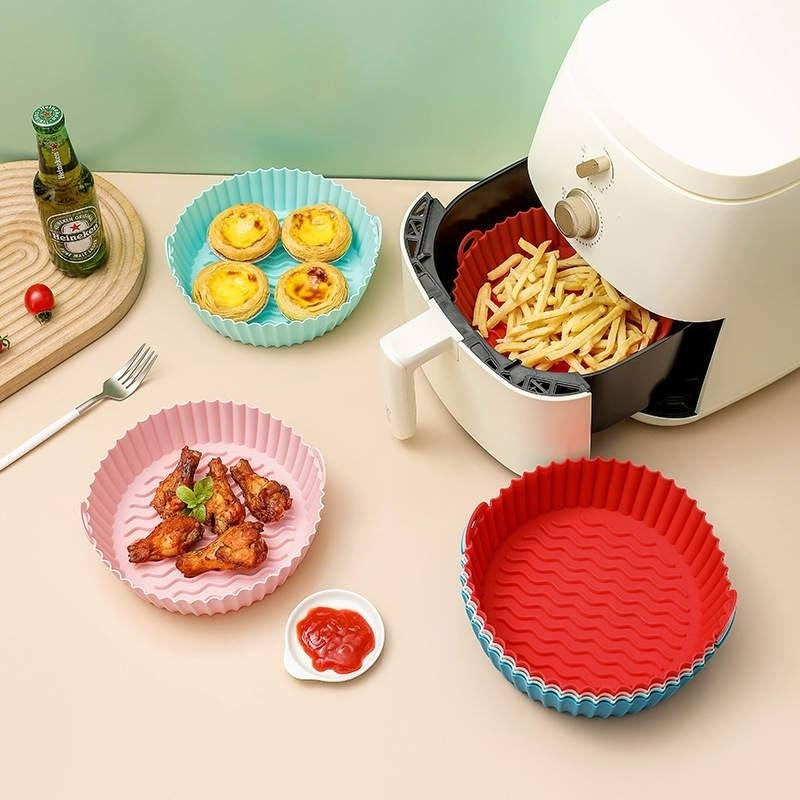 Reusable Air Fryer Tray Image 1