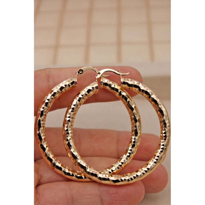 Diamond Cut Hoop Earrings Image 2