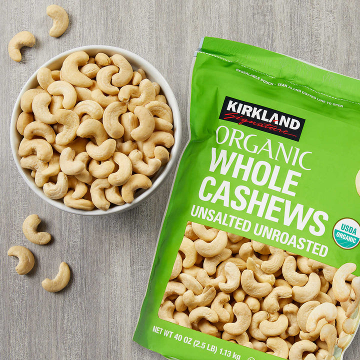 Kirkland Signature Organic Whole Cashews Unsalted Unroasted 2.5 Pounds Image 4