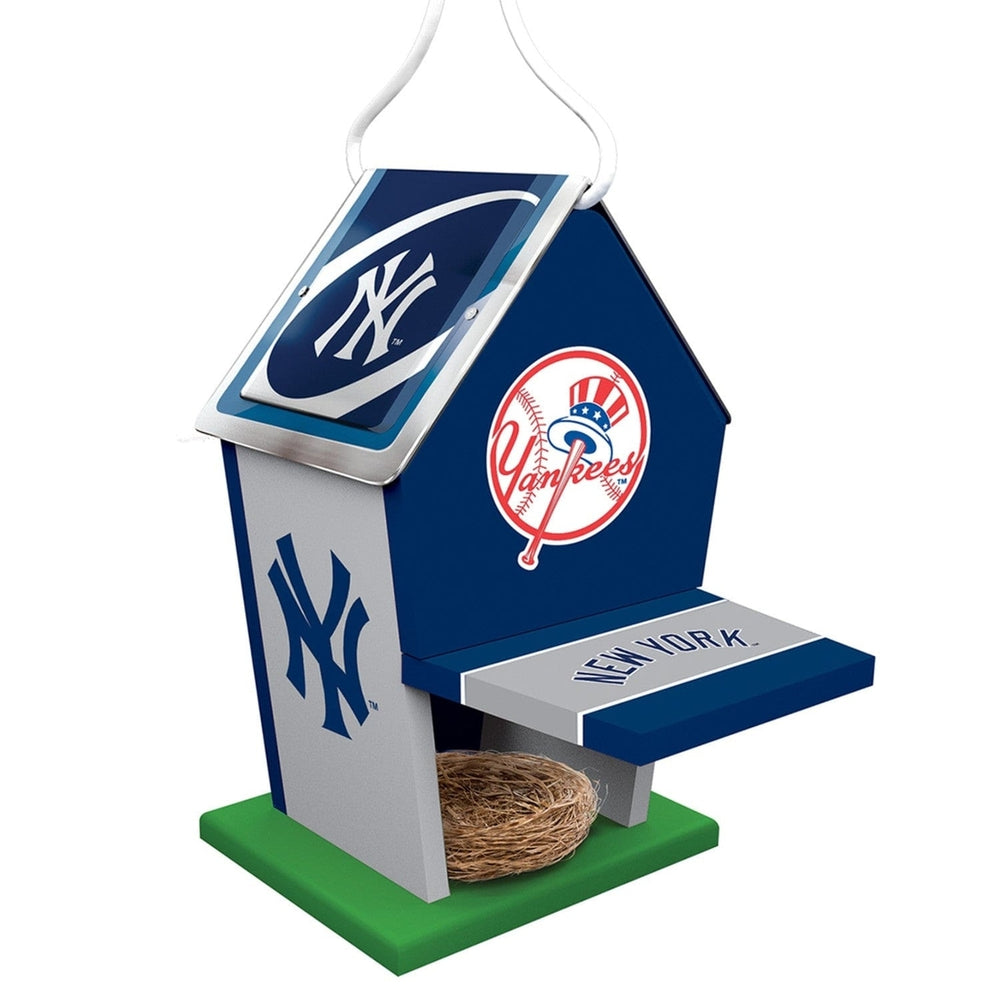 York Yankees Birdhouse Wooden Waterproof with Tin Roof Easy Access Cleaning Image 2