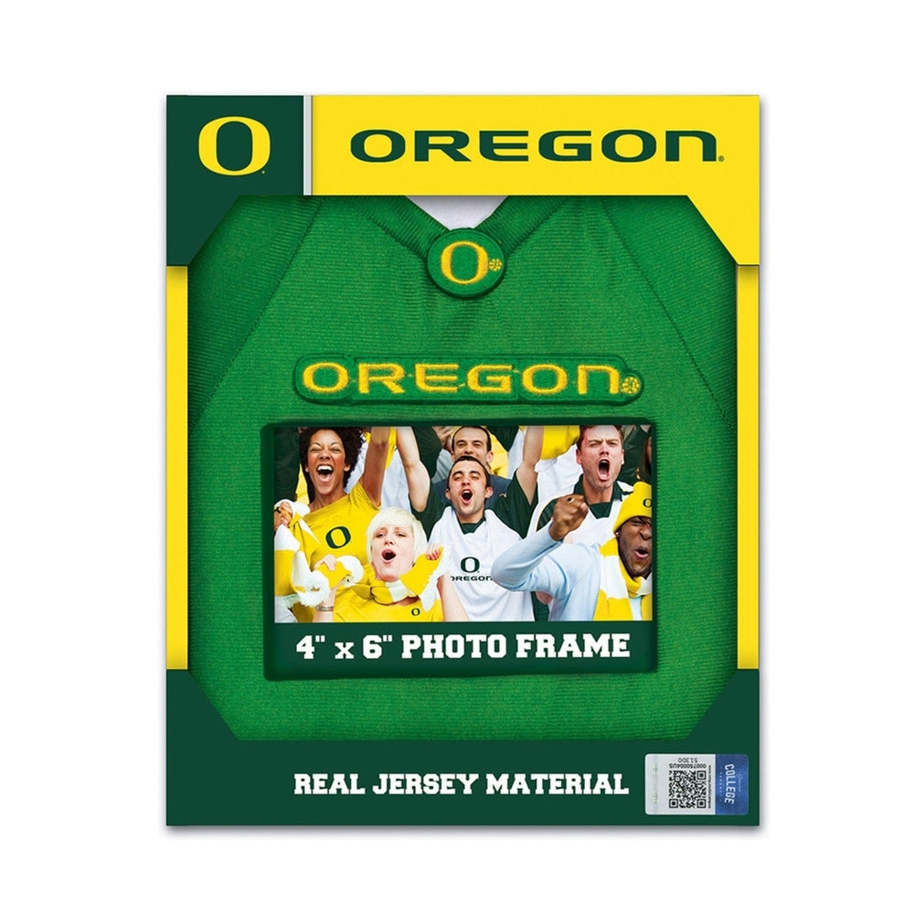 Oregon Ducks NCAA Uniformed Frame 4x6 Picture with Easel and Wall Hanger Image 2