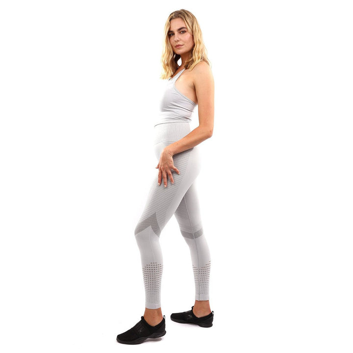 Helia Seamless Leggings and Sports Bra Set - Grey Image 4