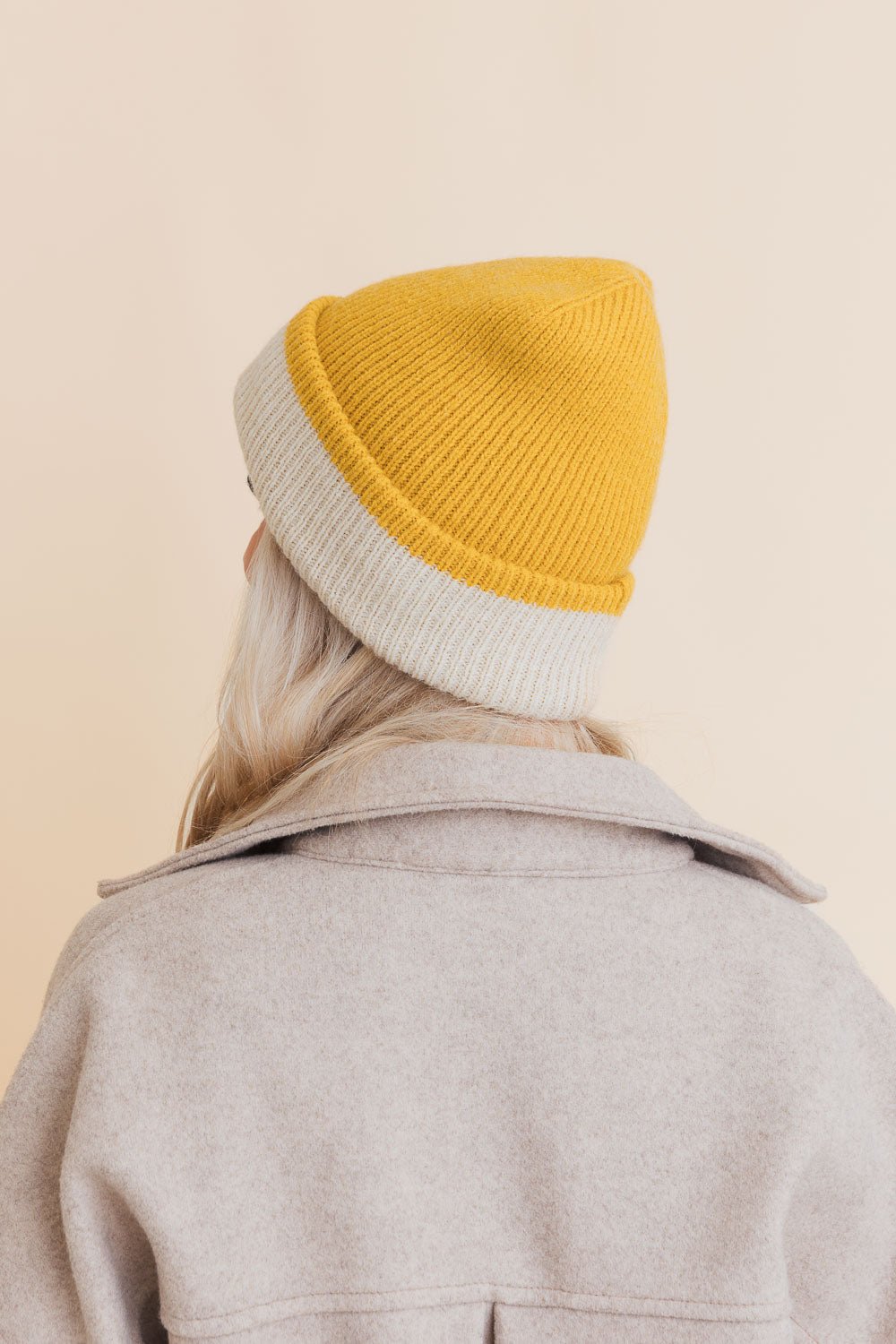 Essential Harmony Two-Tone Knit Beanie Image 4