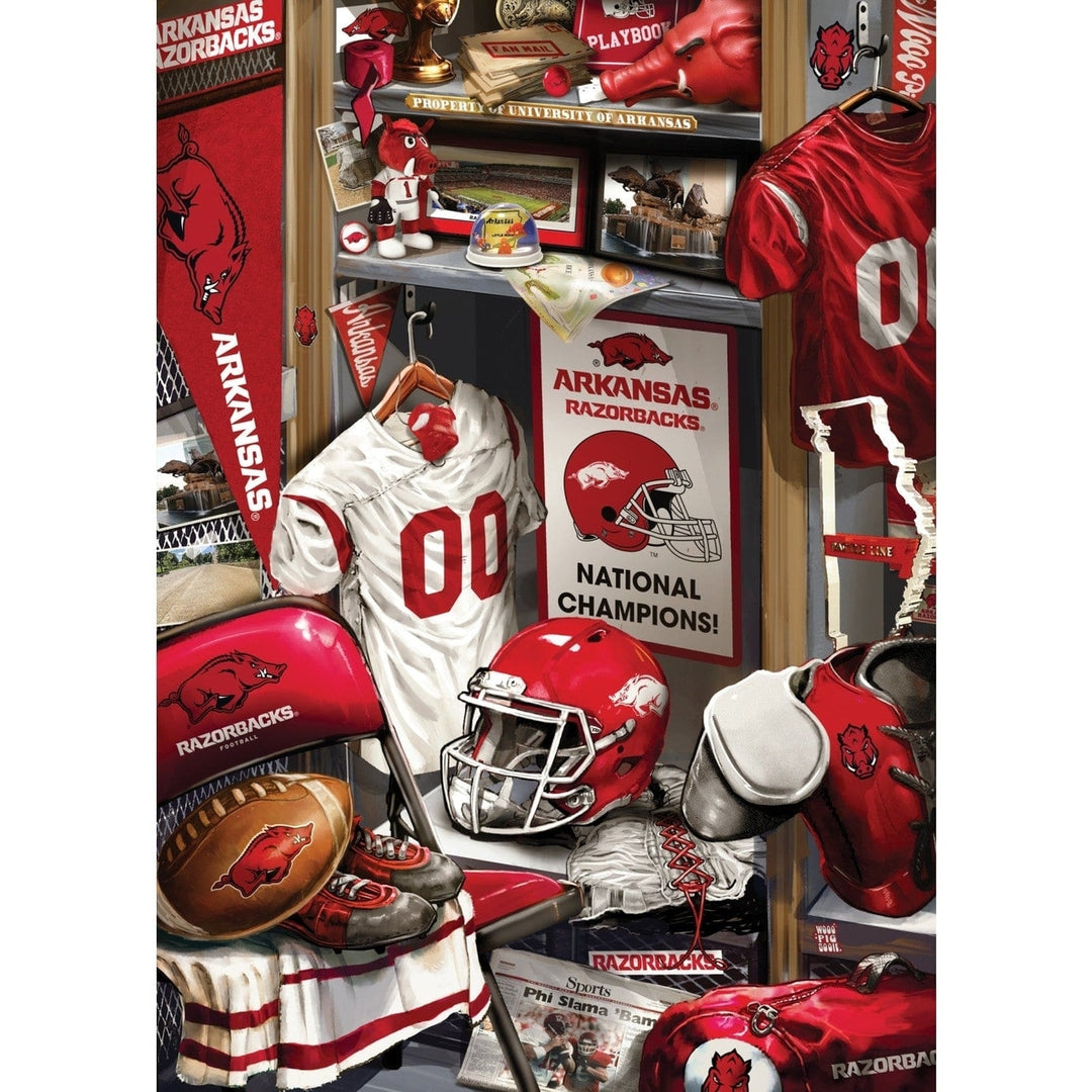 Arkansas Razorbacks - Locker Room 500 Piece Jigsaw Puzzle Image 2