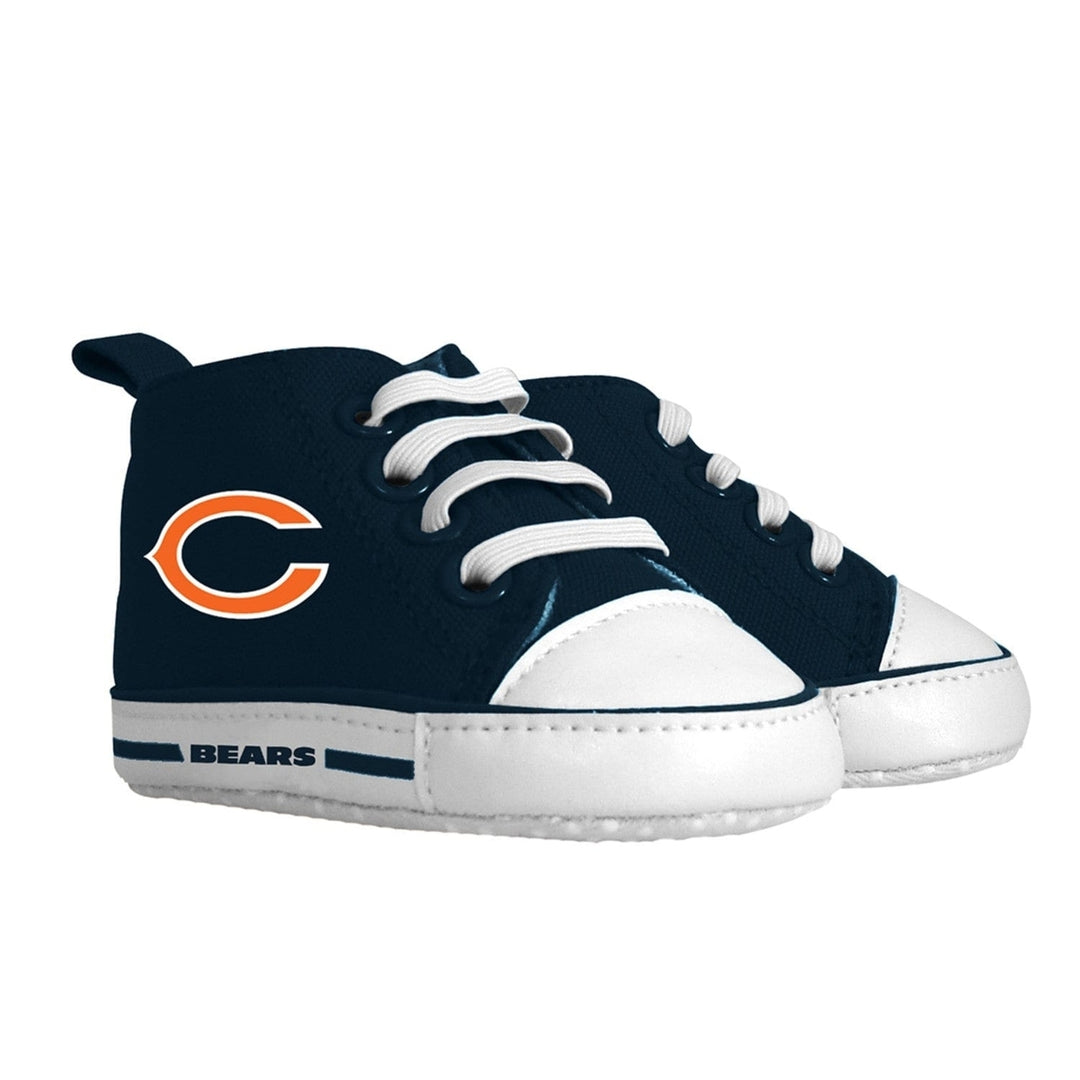 Chicago Bears Baby Gift Set 2 Piece Bib and Pre-Walker Shoes NFL Fan Apparel Image 2