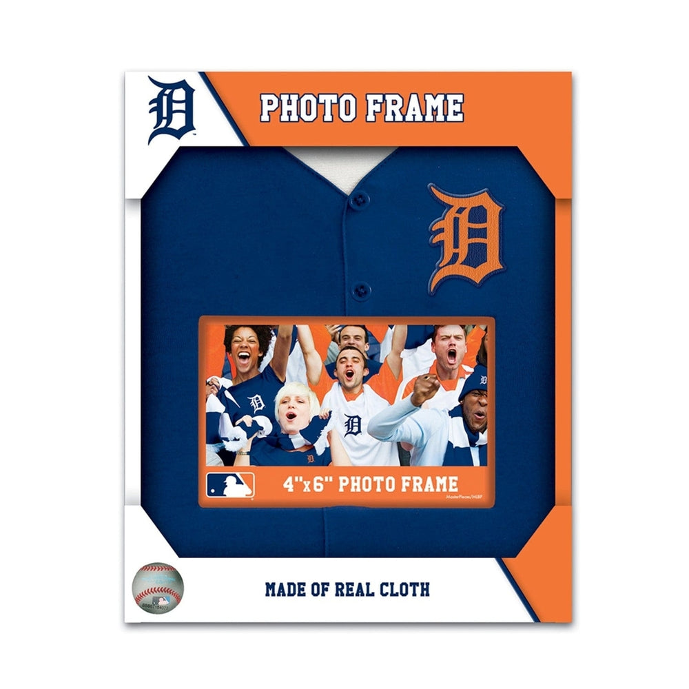 Detroit Tigers Uniform Frame for 4x6 Photos with Easel and Wall Hanger Image 2