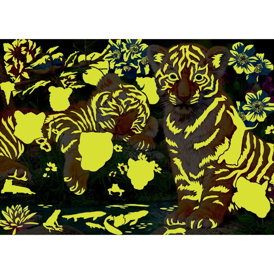 MasterPieces Hidden Images Puzzle 500 Piece Bengal Tigers Glow in the Dark Image 4