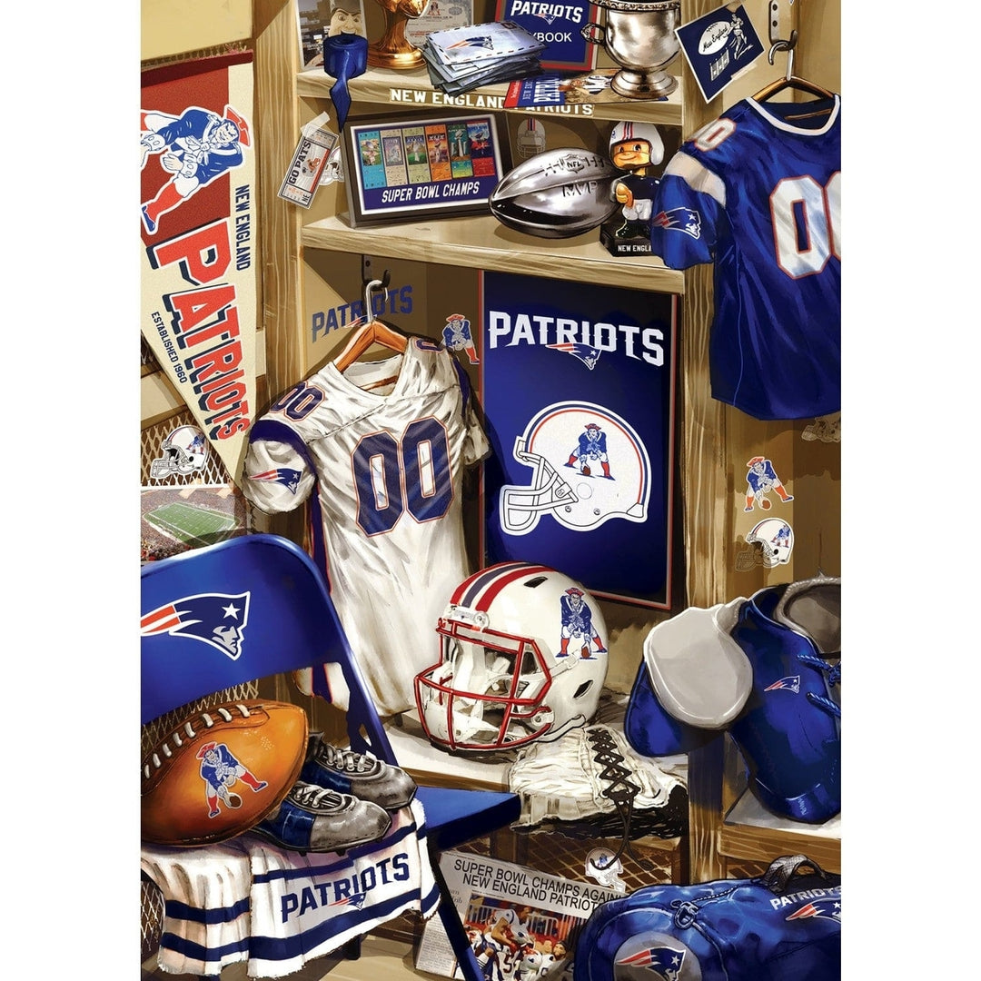 England Patriots Locker Room 500 Piece Jigsaw Puzzle Recycled Material Image 2