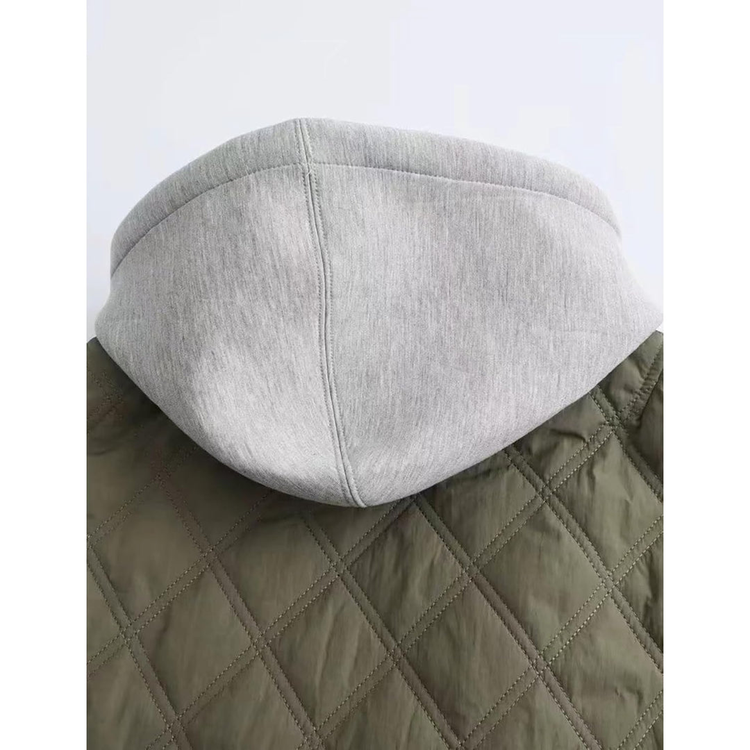 Quilted Jacket for Women with Hood Lightweight Casual Outerwear Warm Fall and Winter Coat Image 4