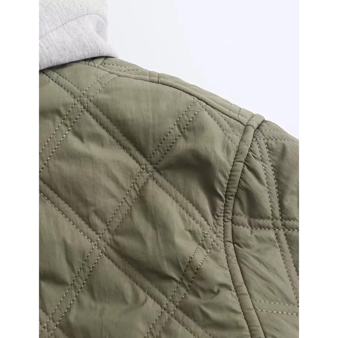 Quilted Jacket for Women with Hood Lightweight Casual Outerwear Warm Fall and Winter Coat Image 6