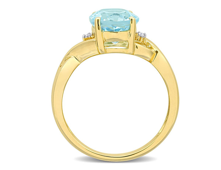 3.80 Carat (ctw) Blue Topaz Twist Ring in 10K Yellow Gold Image 4