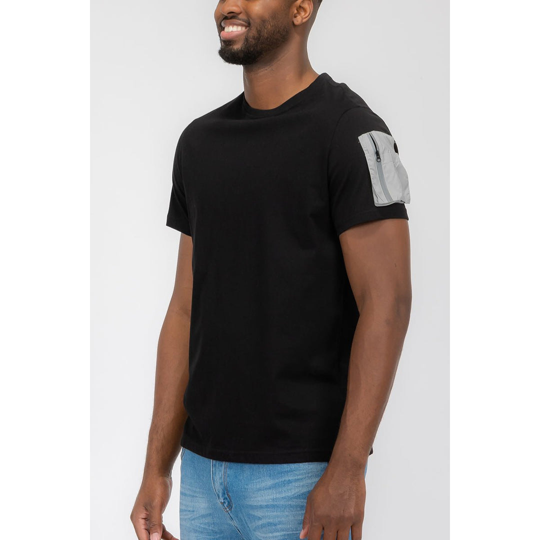 SLEEVE POUCH TEE Image 3