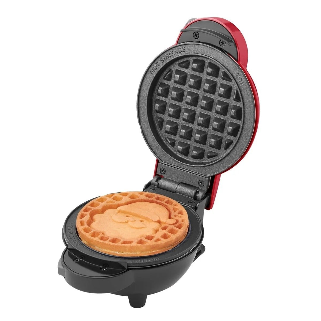 Dash MultiMaker Mini Waffle System with Removable Plates and Storage Case Image 2