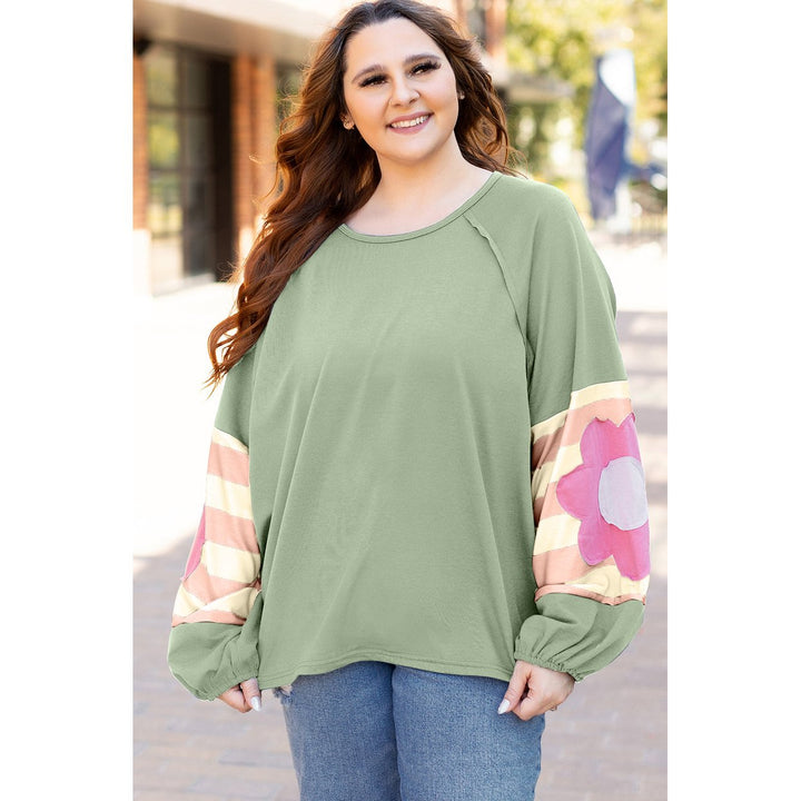 Sara Flower Raglan Sleeve Top Image 3