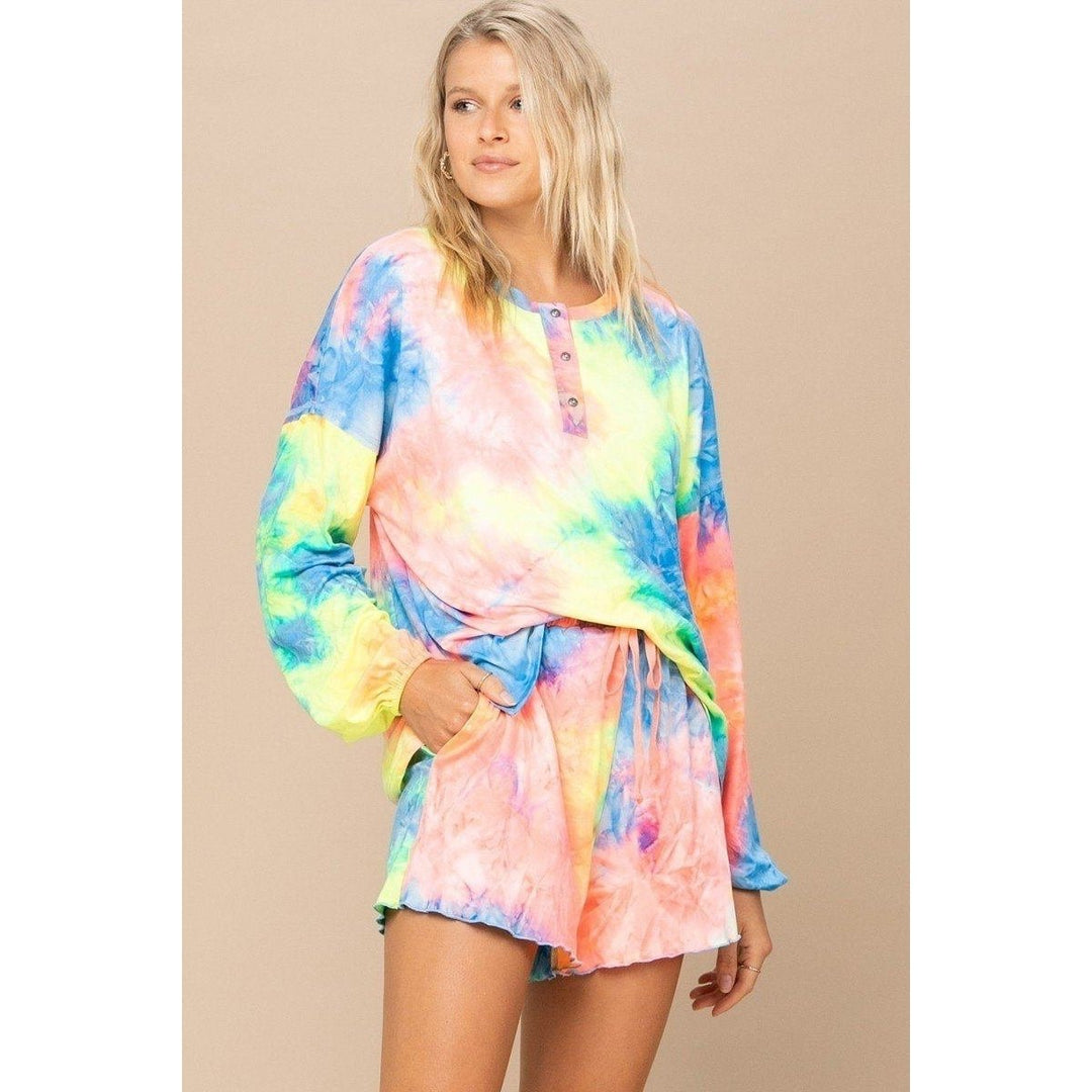 Tie-dye Printed Knit Top And Shorts Set Image 3