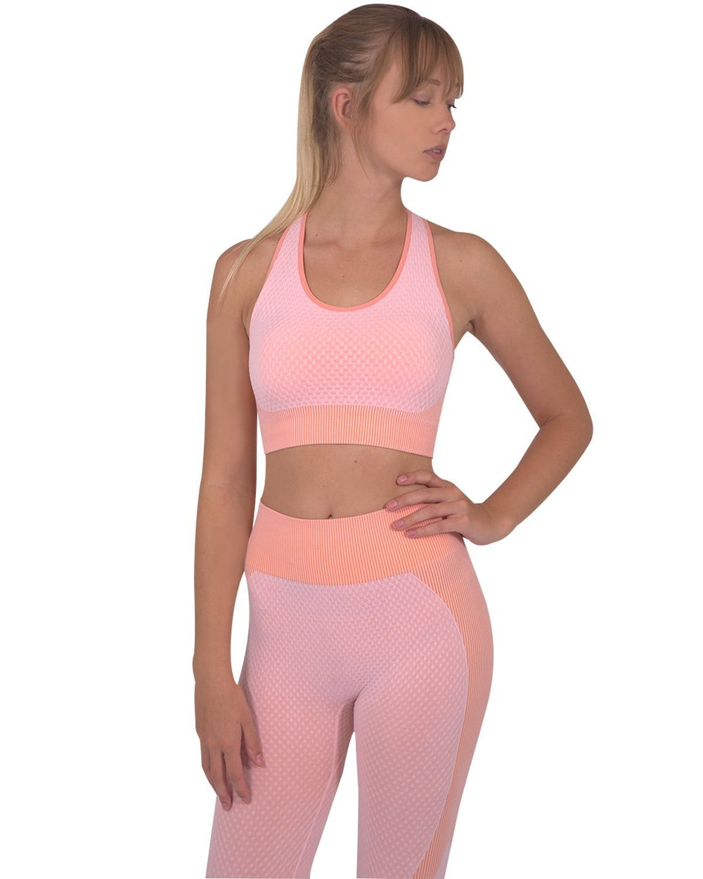 Trois Seamless Leggings and Sports Top 2 Set - Pink Image 2