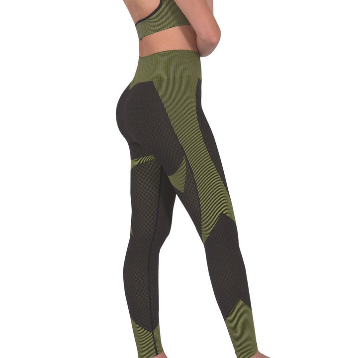 Trois Seamless Legging - Black with Green Image 4