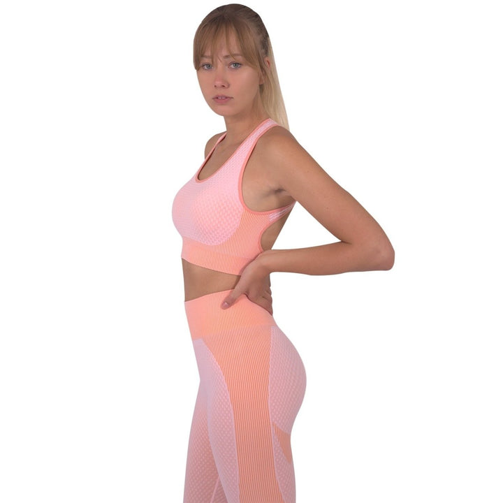 Trois Seamless Sports Bra - Pink Image 4