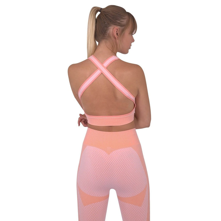 Trois Seamless Sports Bra - Pink Image 4