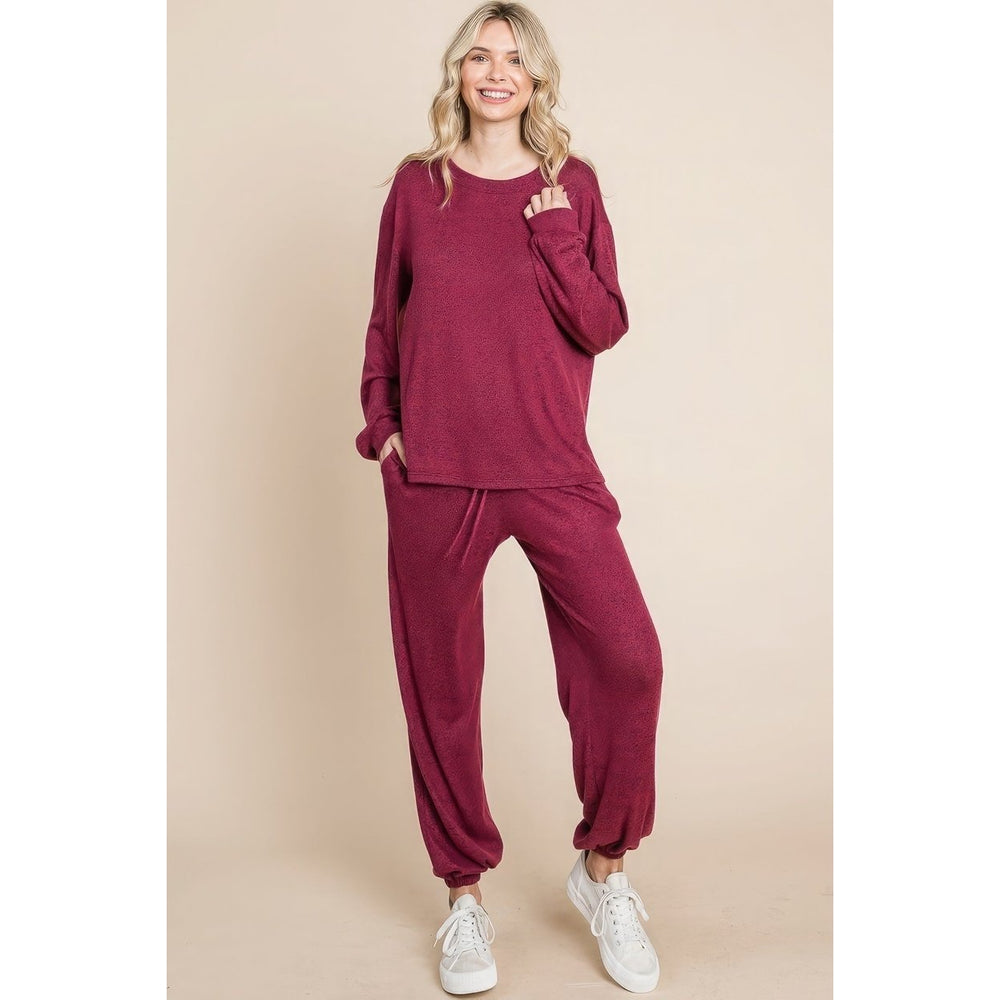 Two Tone Solid Warm And Soft Hacci Brush Loungewear Set Image 2