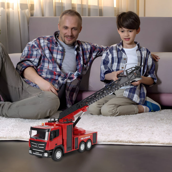 2.4GHz RC Firetruck with Rotating Extending Ladder,RC Rescue Truck with Water Pump Electric Remote Control Fireengine Image 12