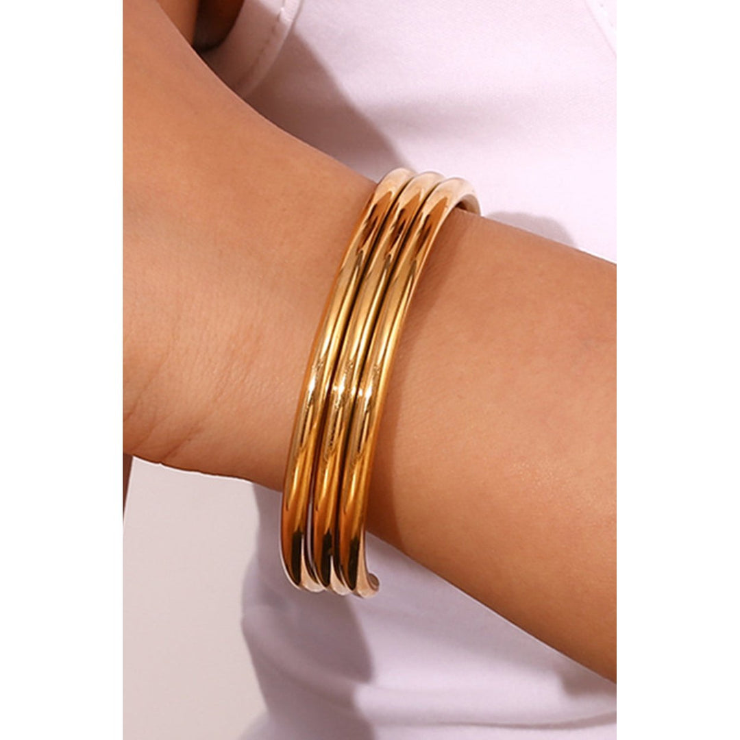 Gold Three Layered Notched Design Bangle Image 1