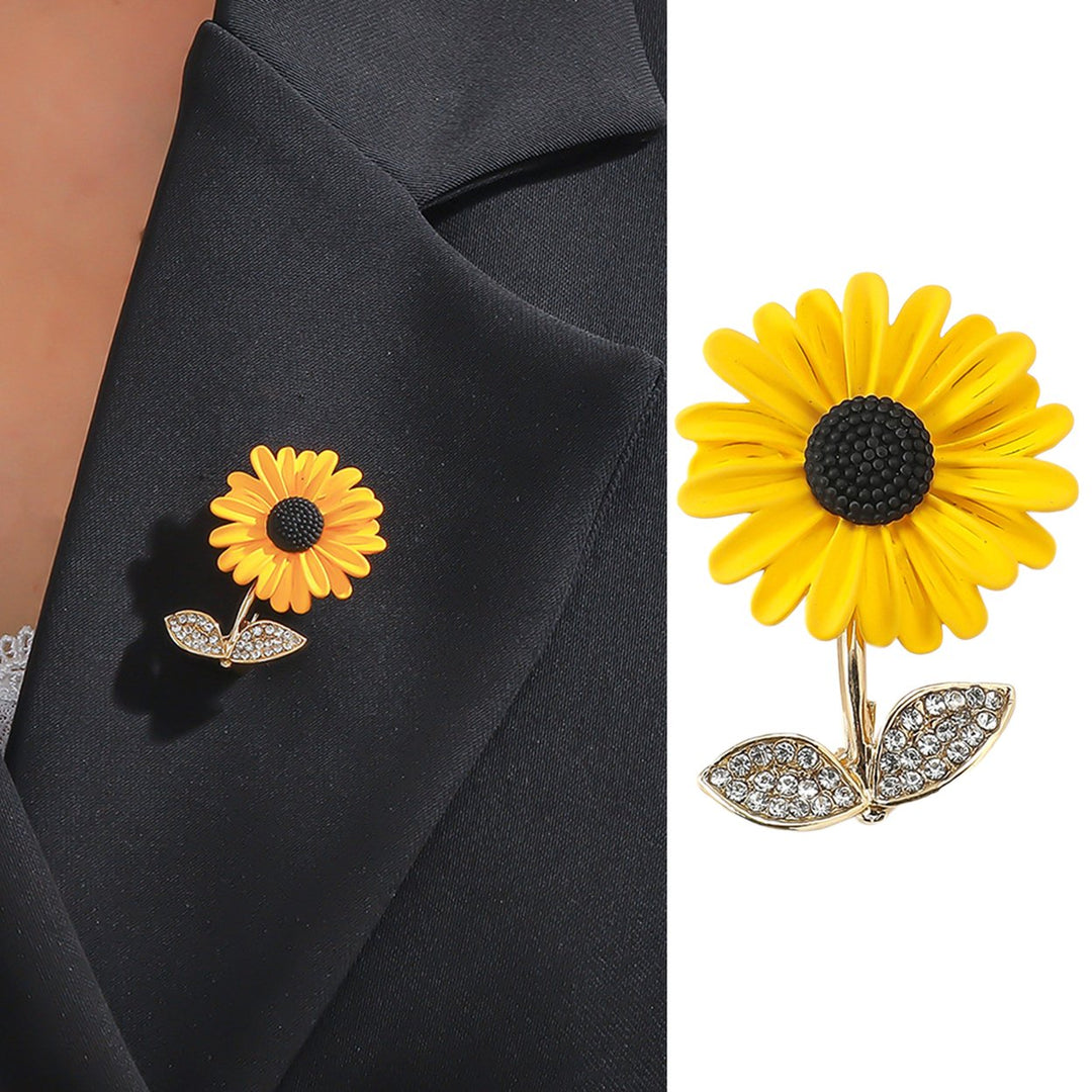 Women Brooch Sunflower Shape Shoulder Bag Suit Coat Collar Hat Scarf Decoration Clothes Pin Party Prom Bride Wedding Image 1