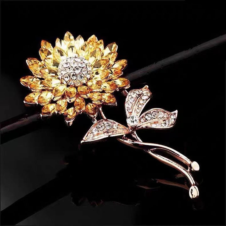 Sunflower Shape Brooch with Faux Pearl Shiny Rhinestones Pin Suit Lapel Badge Clothing Accessories Image 8