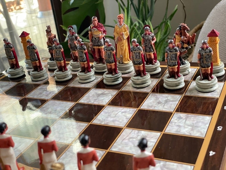 Historical Chess Sets for Adults Handmade Arabs Cleopatra Egyptian Chess Pieces Hand Carved Wooden Chess Board Gifts Image 2