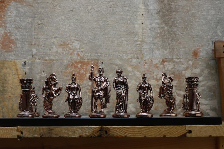 Luxury Chess Sets Roman Antique Chessmen Marble Wood Chess Board Image 2